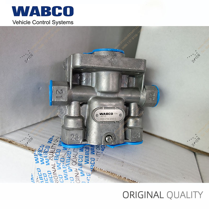 SINOTRUK HOWO　WG9000360366  Quadruple Protection Valve　WABCO 9347140100